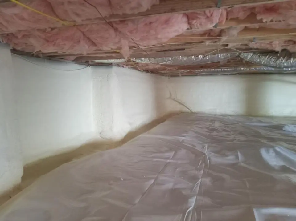 Crawl space encapsulation with closed-cell spray foam for Roof Maintenance in Eldridge